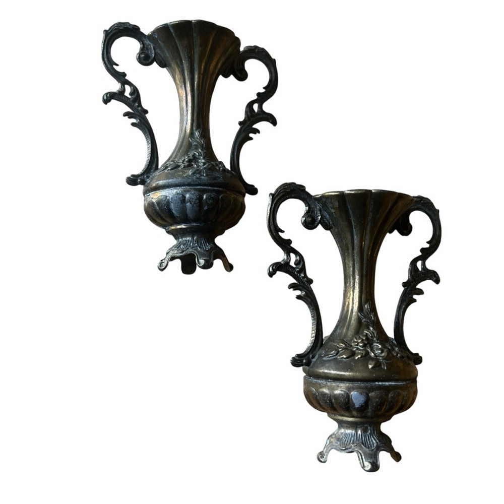 Vintage Italian Floral Ornate Metal Patina Bud Vase Pair Romantic - Picture 7 of 8